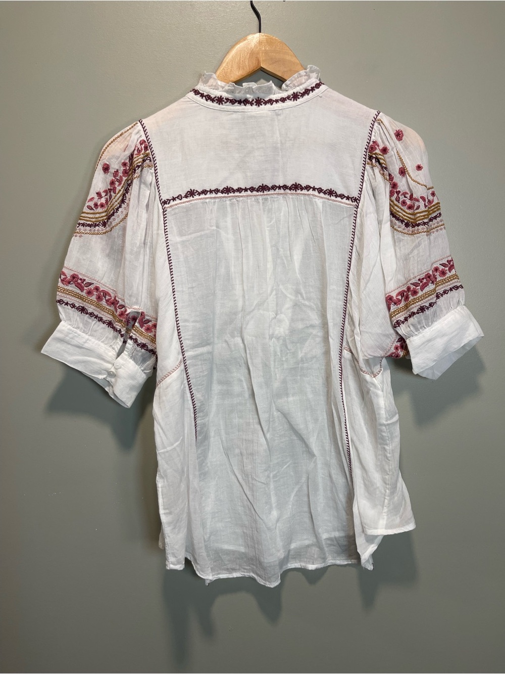 Anthropologie Gwyneth White Peasant Blouse with Pink Embroidery - Picture 5 of 7